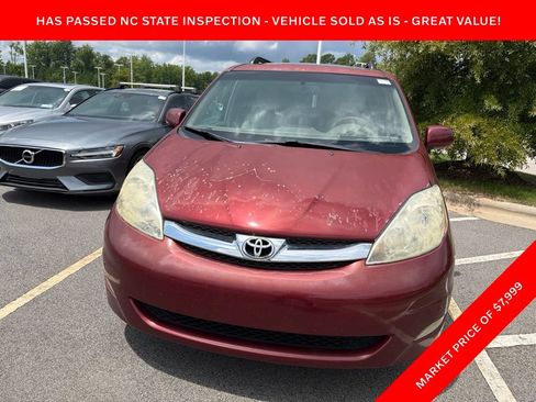 Used 2008 Toyota Sienna XLE Limited FWD image 3