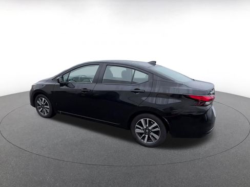 Used 2025 Nissan Versa SV image 10