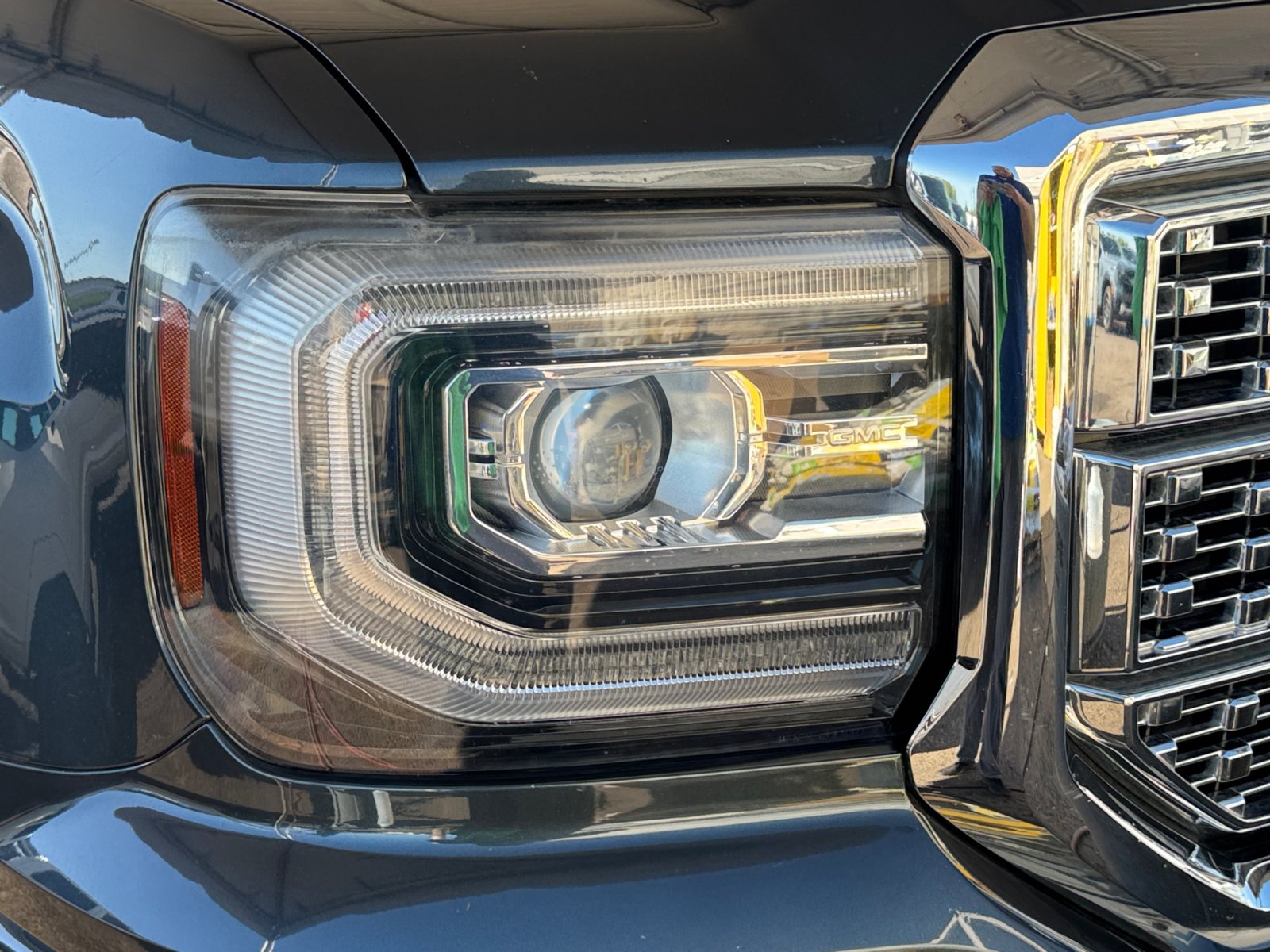 Used 2018 GMC Sierra 1500 Denali w/ Denali Ultimate Package AWD/4WD image 32