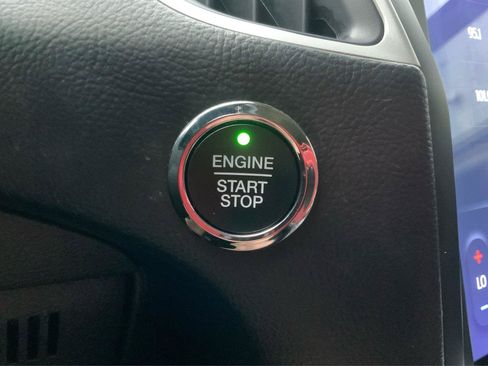 Used 2024 Ford Edge SEL AWD/4WD image 34