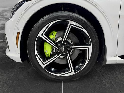 Used 2023 Kia EV6 GT image 32