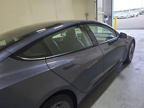 Used 2023 Tesla Model 3 Standard Range image 10