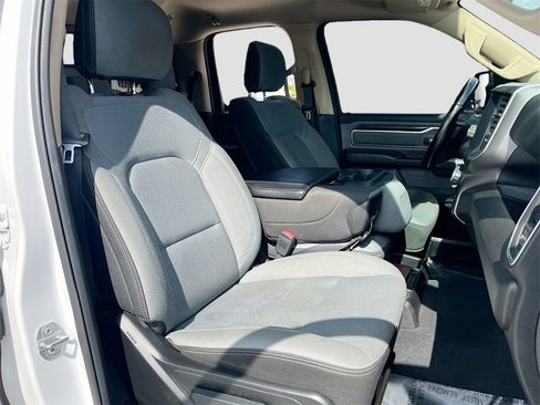 Used 2019 RAM 1500 Big Horn image 25