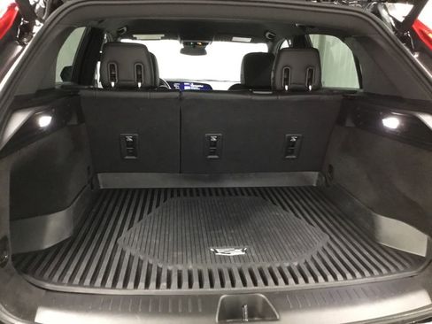 Used 2024 Cadillac XT4 Luxury image 14