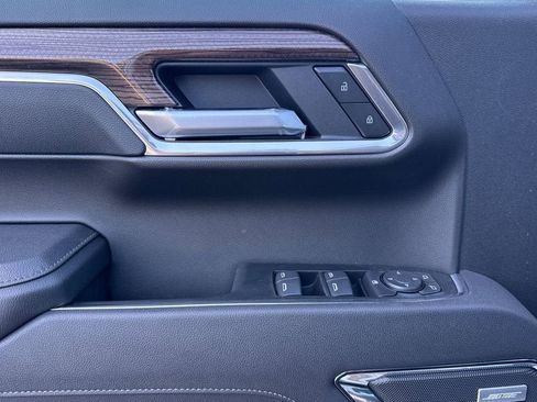 New 2026 Chevrolet Silverado 1500 LT Trail Boss w/ LT Trail Boss Premium Package AWD/4WD image 11