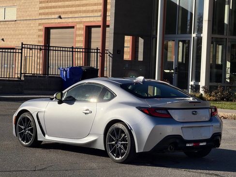 Used 2023 Subaru BRZ Limited image 2