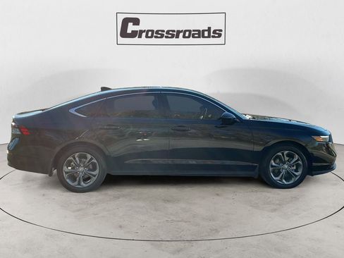 Used 2024 Honda Accord EX image 6