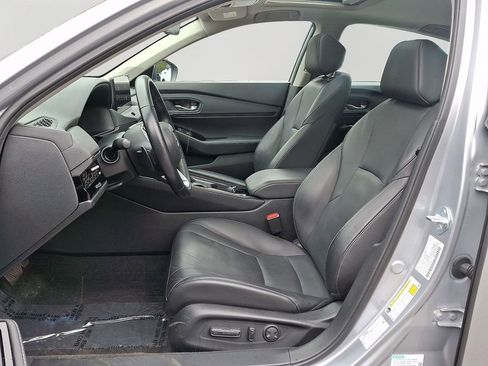 Used 2023 Honda Accord Touring image 14