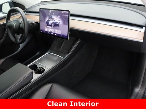 Used 2024 Tesla Model Y Long Range image 36