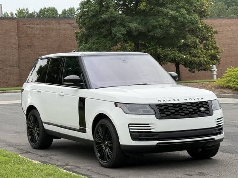 Used 2019 Land Rover Range Rover Supercharged AWD/4WD image 2
