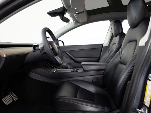 Used 2022 Tesla Model Y Performance AWD/4WD image 14