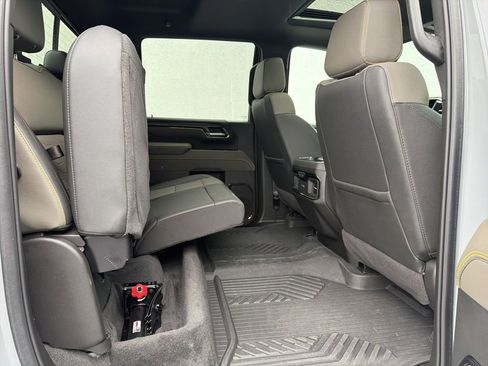 Used 2024 Chevrolet Silverado 2500 ZR2 w/ ZR2 Bison Edition AWD/4WD image 39