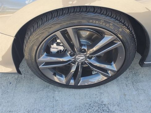 Used 2023 Acura Integra A-Spec image 4