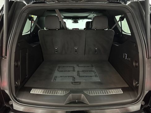 Used 2023 GMC Yukon XL AT4 w/ AT4 Premium Package AWD/4WD image 36