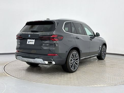 New 2026 BMW X5 sDrive40i image 9