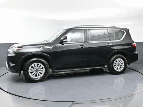 Used 2023 Nissan Armada SV image 6