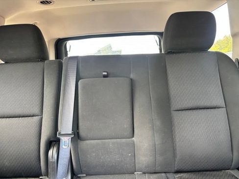 Used 2010 Chevrolet Tahoe LS w/ Skid Plate Package AWD/4WD image 11