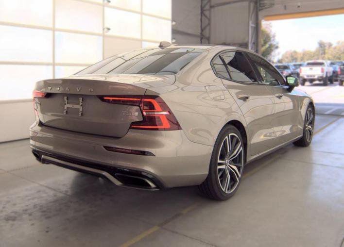 Used 2019 Volvo S60 T5 R-Design FWD image 6