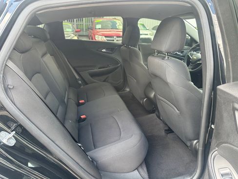 Used 2017 Chevrolet Malibu LS image 14