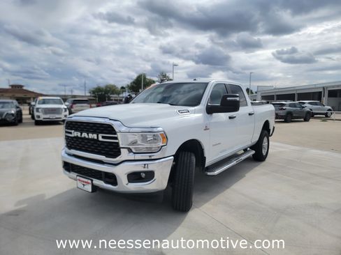 Used 2024 RAM 2500 Big Horn image 3