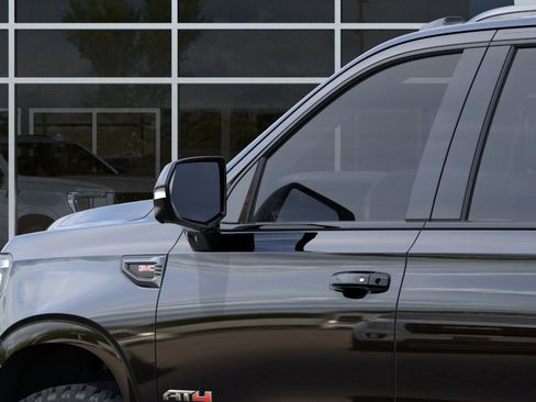 New 2026 GMC Yukon XL AT4 AWD/4WD image 13