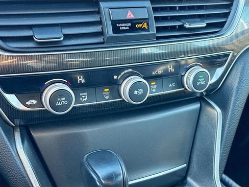 Used 2022 Honda Accord Sport image 17