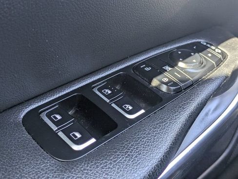Used 2019 Kia Stinger RWD image 22