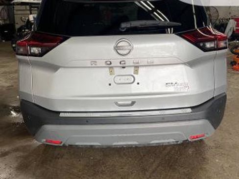 Certified 2023 Nissan Rogue SV w/ SV Premium B Package AWD/4WD image 4