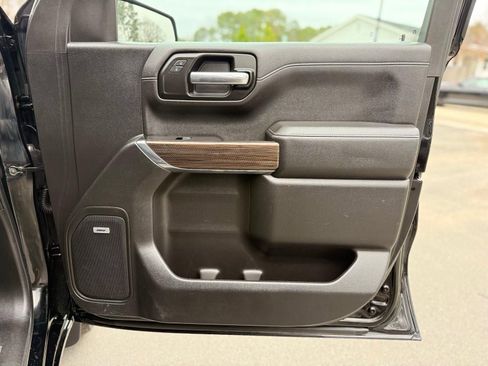 Used 2020 Chevrolet Silverado 1500 RST image 26