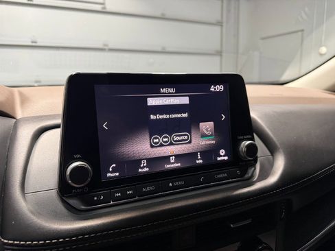 Used 2021 Nissan Rogue S AWD/4WD image 22