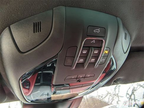 Used 2019 Maserati Levante S image 18