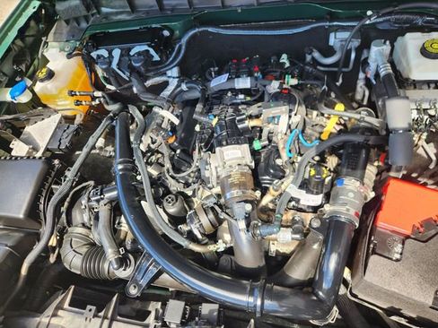 Used 2022 Ford Bronco Wildtrak image 32