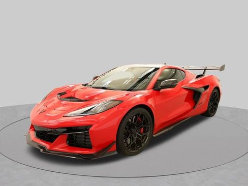 Used 2025 Chevrolet Corvette ZR1 w/ ZR1 Carbon Fiber Aero Package RWD image 5