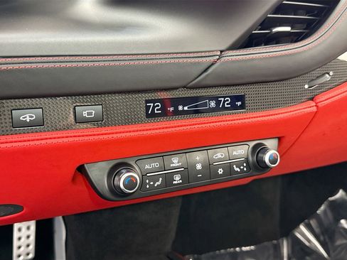 Certified 2021 Ferrari F8 Tributo RWD image 12