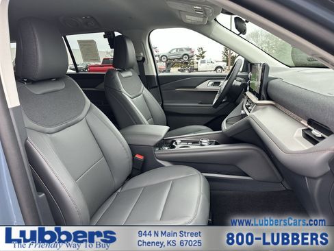 New 2026 Ford Explorer Active image 23