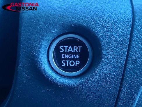 Used 2024 Nissan Frontier Pro-X w/ Technology Package image 38