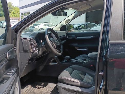 Used 2024 Ford Ranger Lariat w/ FX4 Off-Road Package AWD/4WD image 18