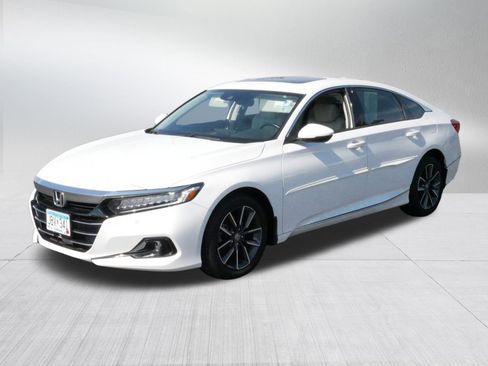 Used 2022 Honda Accord EX-L image 3