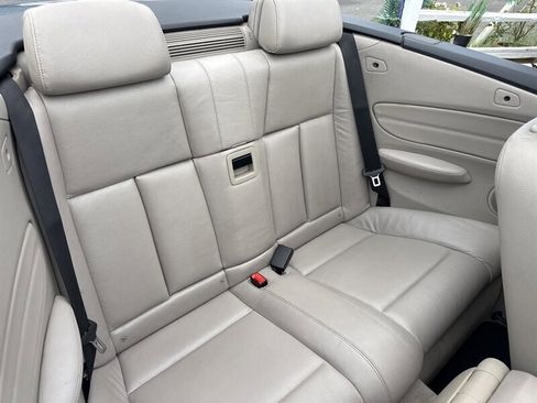 Used 2012 BMW 135i Convertible image 26