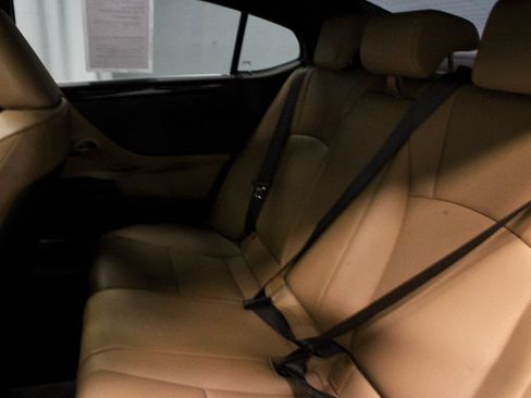 Used 2020 Lexus ES 350 w/ Premium Package FWD image 18