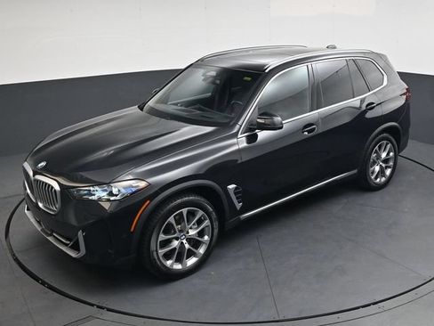 Used 2024 BMW X5 xDrive40i w/ Premium Package AWD/4WD image 30