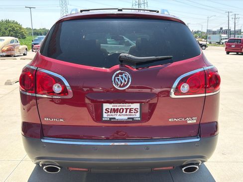 Used 2008 Buick Enclave CXL w/ Entertainment Package #3 FWD image 7