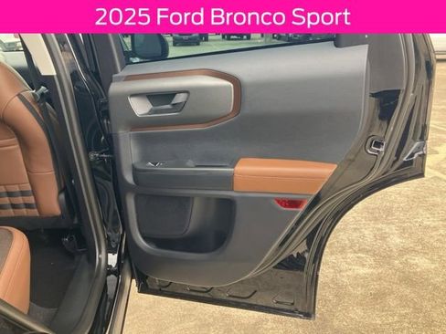 New 2025 Ford Bronco Sport Outer Banks AWD/4WD image 16