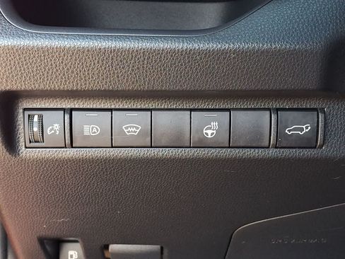 Used 2023 Toyota RAV4 SE w/ Weather & Moonroof Package AWD/4WD image 30