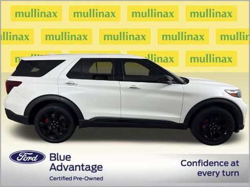 Certified 2022 Ford Explorer ST w/ Equipment Group 401A AWD/4WD image 2