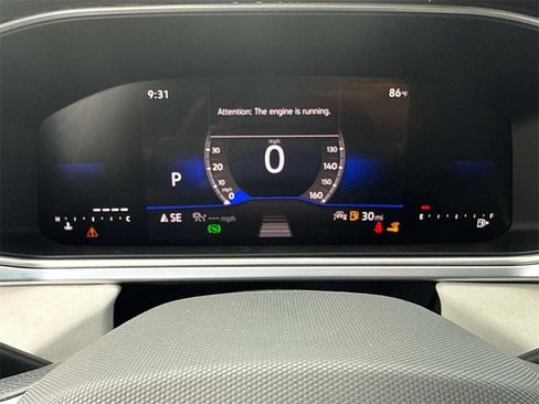 Used 2025 Volkswagen Taos SE FWD image 21