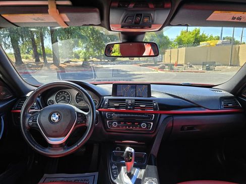 Used 2012 BMW 335i Sedan RWD image 18