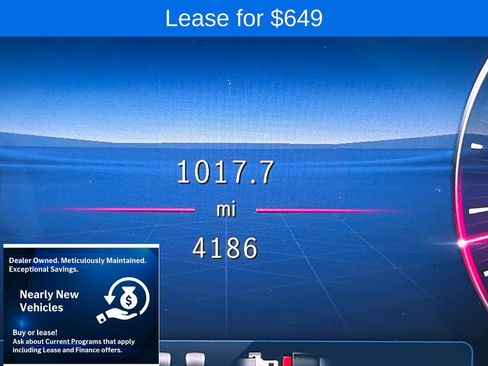 Used 2026 Mercedes-Benz GLC 300 image 4