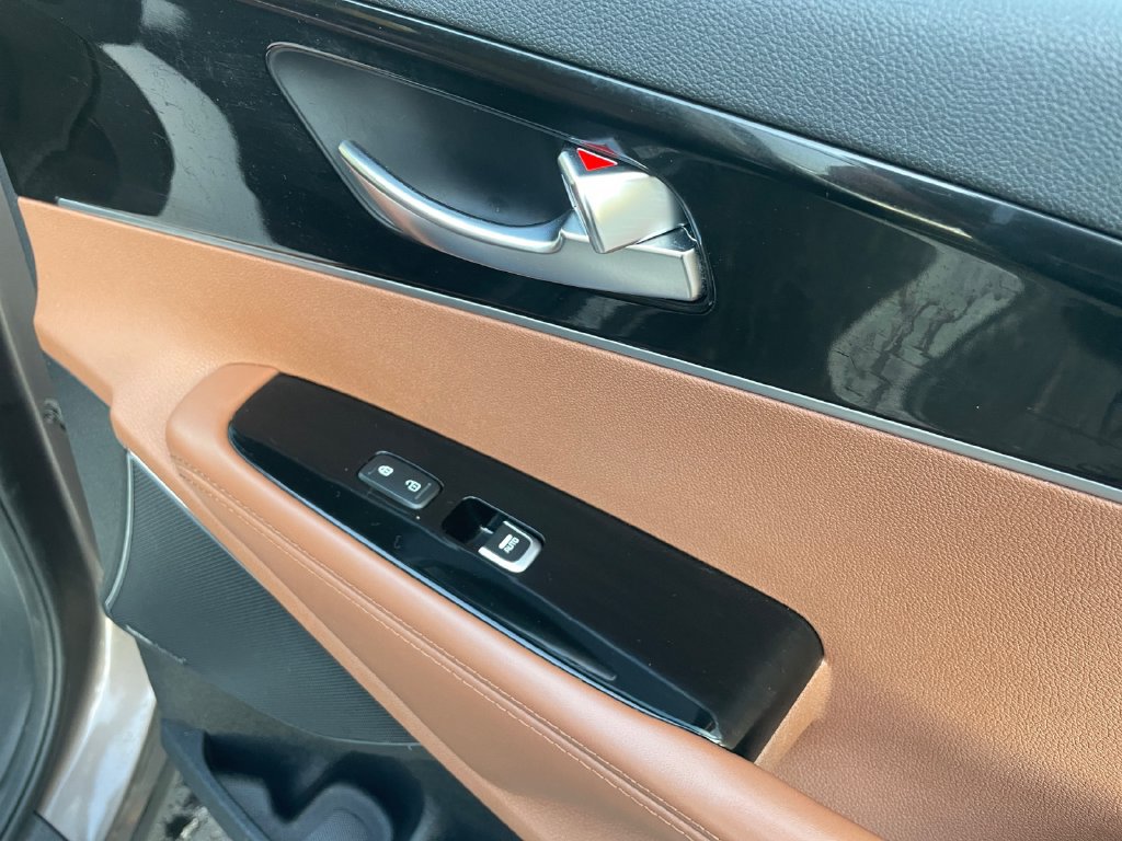 Used 2019 Kia Sorento SX AWD/4WD image 13