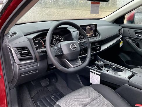 New 2026 Nissan Rogue SV image 8